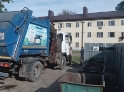В Зернограде вывоз мусора переведен в штатный режим 
