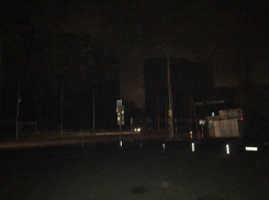 Северный микрорайон Ростова внезапно погрузился в непроглядную тьму