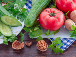 Дача спасает в кризис: полезные советы садоводам и огородникам