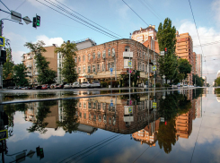 Синоптики прогнозируют резкие перепады температуры и дожди в Ростовской области 