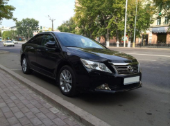 Власти Ростова за 5 млн рублей закупят два бизнес-седана Toyota