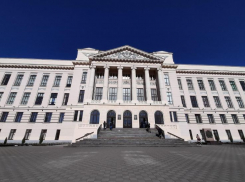 В Новочеркасске 1 сентября загорелся главный корпус политеха