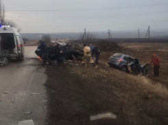 В аварии под Шахтами погибли два человека