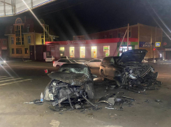 Пять человек пострадали в ДТП на улице Мадояна в Ростове