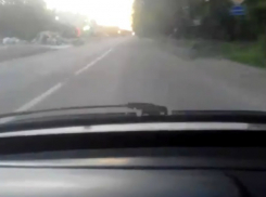 Уникальное явление на улице Каскадной показал на видео ростовчанин