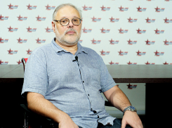 «Больше триллиона рублей не попали в экономику»: лидер списка ПАРТИИ «РОДИНА» Михаил Хазин призвал к радикальным мерам для спасения финансов России