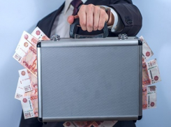 Ростовчанин лишился огромной суммы денег, поверив в «сказки» своего знакомого