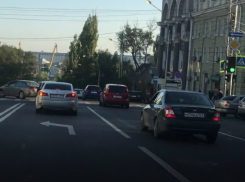 Проклятый перекресток на Буденовском и Тургеневской может отразится на кошельках ростовских автолюбителей