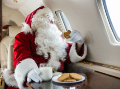 Бесплатно улететь в любое место страны предложили ростовчанам в костюмах