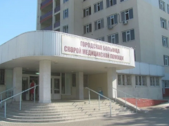 Ростовские врачи спасли зрение 13-летнему подростку, пострадавшему от уксуса