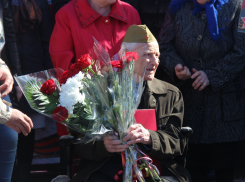 Личный парад провели для ветерана Великой Отечественной войны в Ростовской области