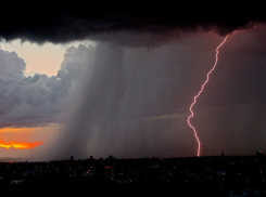 Мощнейший шторм трое суток будет свирепствовать в Ростове