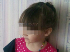 Разбившаяся об асфальт малышка скончалась от жутких травм под Ростовом