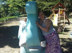 Молодая женщина загадочно пропала после ночевки у подруги в Ростовской области