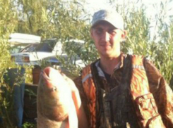 Гигантского толстолобика поймал «медитирующий» на берегу реки рыбак под Ростовом
