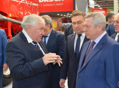 Василий Голубев выразил соболезнования по поводу смерти ростовского депутата заксобрания