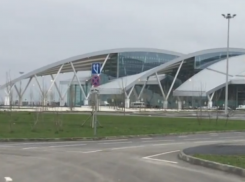 Путь обычной маршрутки до аэропорта «Платов» снял на видео ростовский автоблогер