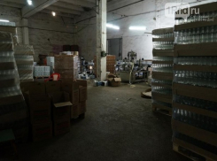 Житель Ростовской области изготавливал и продавал тонны «паленого» алкоголя под известными марками
