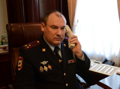 Начальник управления УМВД России  Ростову провел прямую телефонную линию с горожанами