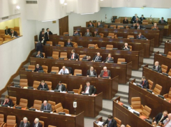 Кандидаты в губернаторы Ростовской области назвали имена претендентов в члены Совета федерации 