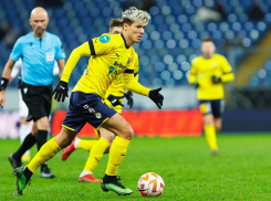 Ростовские фанатки бесплатно посетят матч между ФК «Ростов» и «Пари НН»