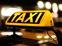 Физической расправой угрожал угонщик водителю такси в Ростовской области