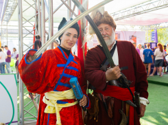 «Нашим молодым можно только позавидовать»: в Ростове масштабно отметили День молодежи 