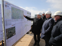 Перед сезоном отпусков в Ростовской области отремонтируют 100 километров федеральной трассы