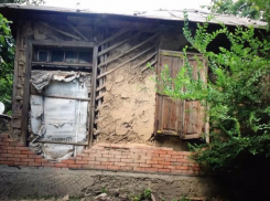 Целая улица в центре Ростова превратилась в прибежище цыган, наркоманов и бомжей