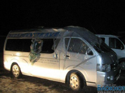 Автобус с юными волейболистками перевернулся под Волгодонском (фото с места ДТП)