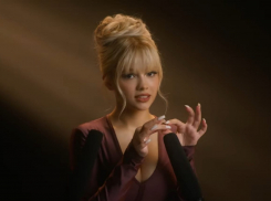 Валя Карнавал показала дорогое кольцо, которое ей подарила свекровь