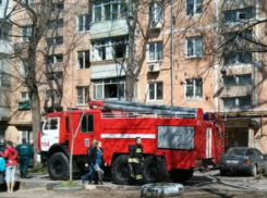 В Ростове произошел пожар в жилом доме, пострадала женщина