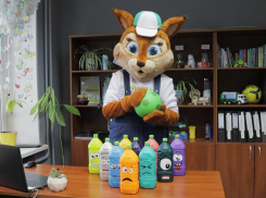 «Выбить страйк»: расскажем, как ростовчанам сделать яркие кегли из пластиковых бутылок