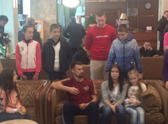 Сборная России пообщались с воспитанниками ростовского детского дома