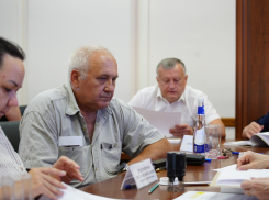 Еще один кандидат в губернаторы Ростовской области подал документы в избирком 