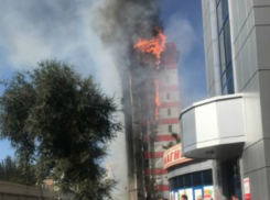 Пасть смертью храбрых или возродиться из пепла: решается судьба сгоревшей гостиницы в центре Ростова