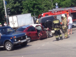 Водитель иномарки госпитализирован  в  результате  ДТП на Вятской 