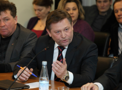 Депутат гордумы Ростова, судившийся с чиновниками ДИЗО, зарабатывает 3,6 млн в месяц