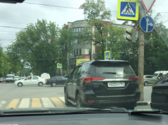 Новый способ борьбы с автохамами - «Кирпич правосудия» хотят применять возмущенные жители Ростова