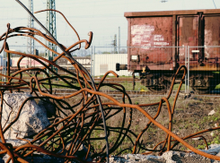 Трое дончан вытащили из грузового поезда 18 тонн чугуна и сами пришли к полицейским
