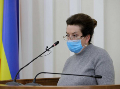 Подозреваемую в коррупции министра Быковскую уличили в вероятной симуляции сердечного приступа перед судом о мере пресечения