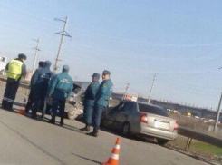 34-летняя женщина погибла в автокатастрофе возле поселка Красный Ростовской области