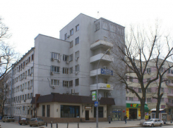 Здание Зернотреста и подвиг советских воинов