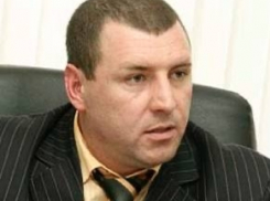 Начальник ОБЭП Новочеркасска пытался купить права для своего родственника, он задержан   