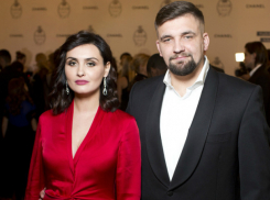 Трогательное семейное видео записал Баста с рокерами Арбениной и Бобунцом