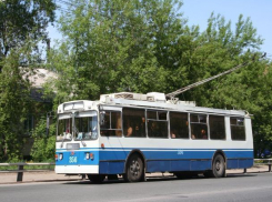 Несчастные троллейбусы не могут доехать до Сельмаша в Ростове