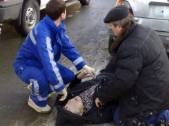 Два несовершеннолетних пассажира пострадали в ДТП из-за женщины за рулем иномарки в Ростове