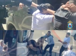 Избивших водителя батайского автобуса нашли в Новочеркасске – появились кадры задержания 
