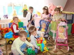 Сотрудницу района в Азове проверяют за продажу места в детсаду 