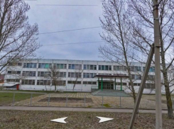 В Ростовской области в школе рухнул потолок актового зала